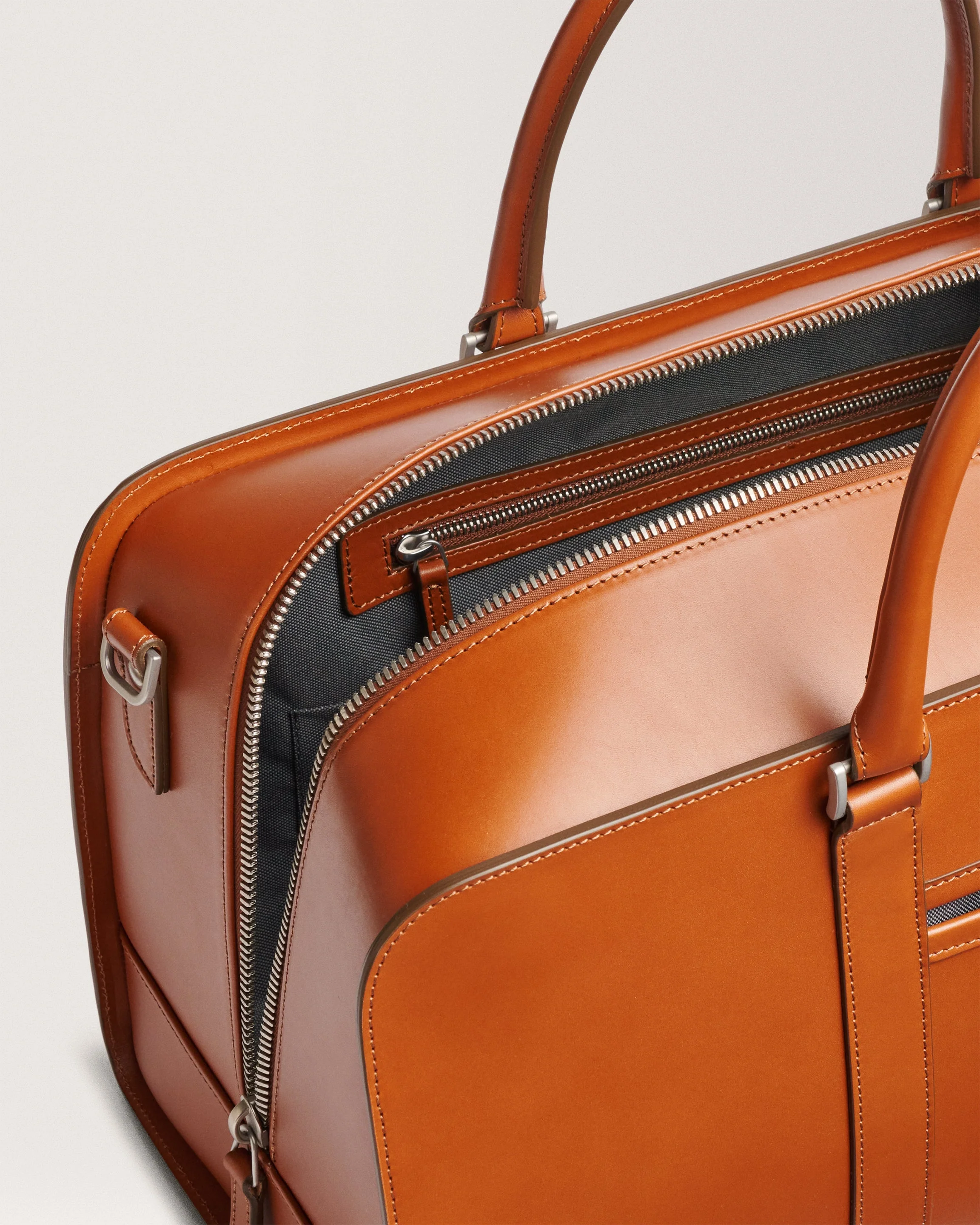 Carl Friedrik Palissy Weekend Bag - Image 25