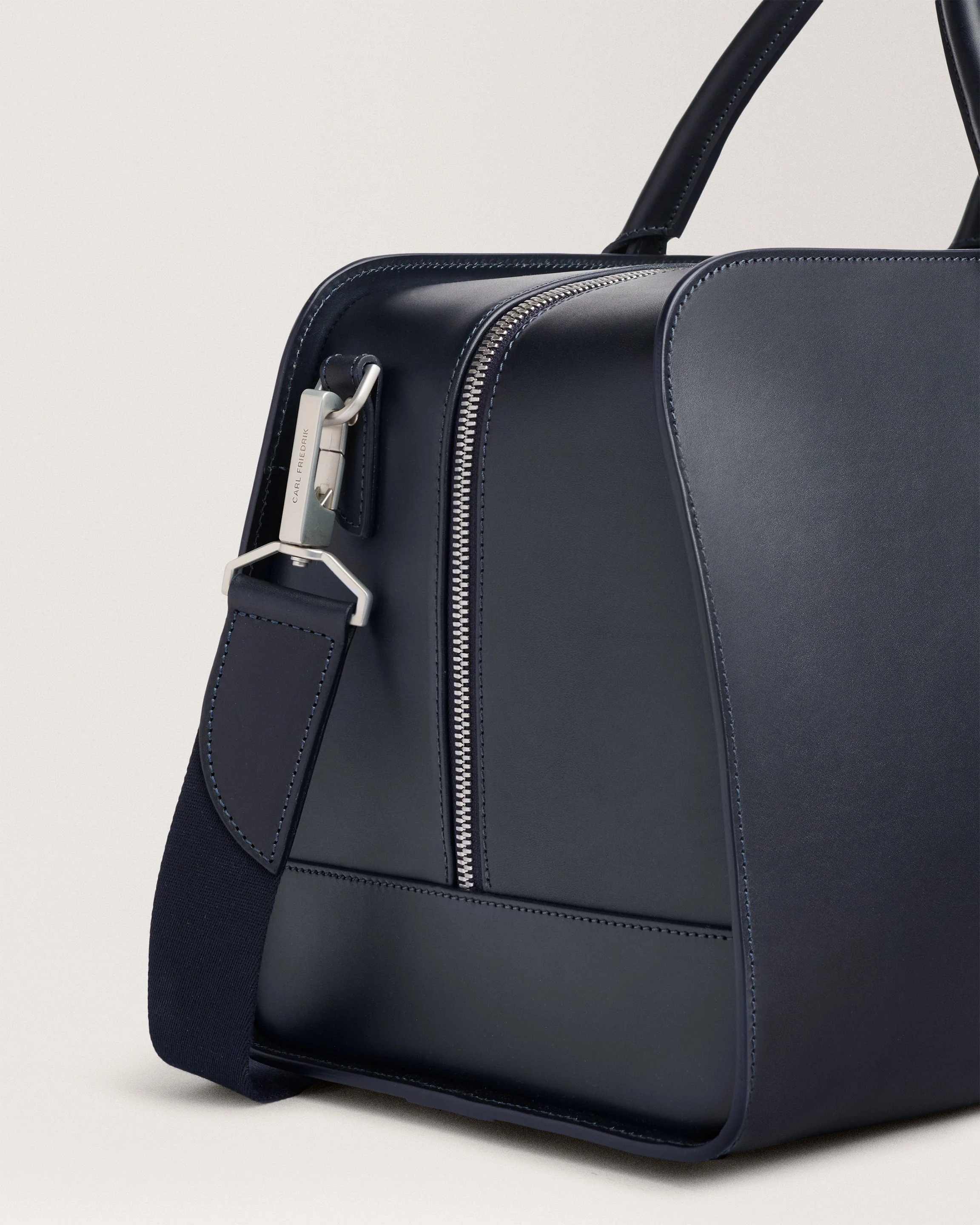 Carl Friedrik Palissy Weekend Bag - Image 31