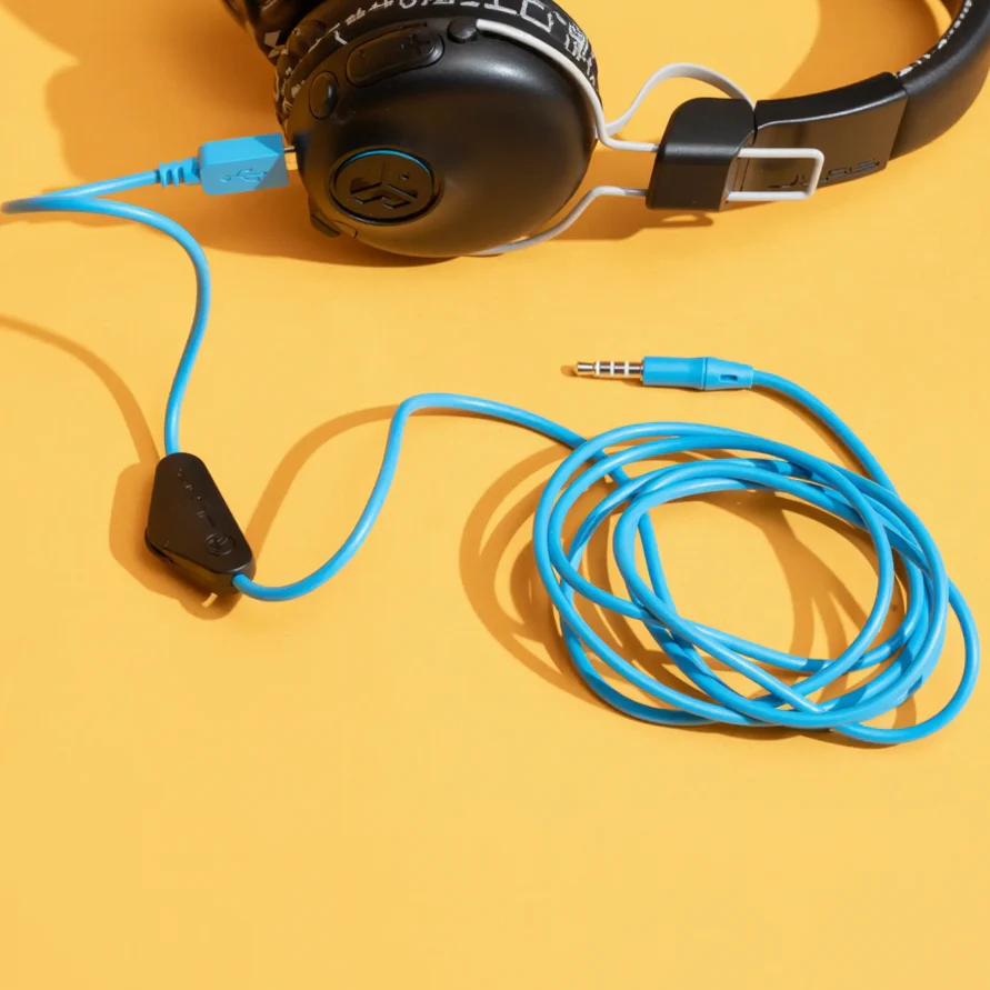 JLab JBuddies Play Wireless Kids Headphones - Image 6