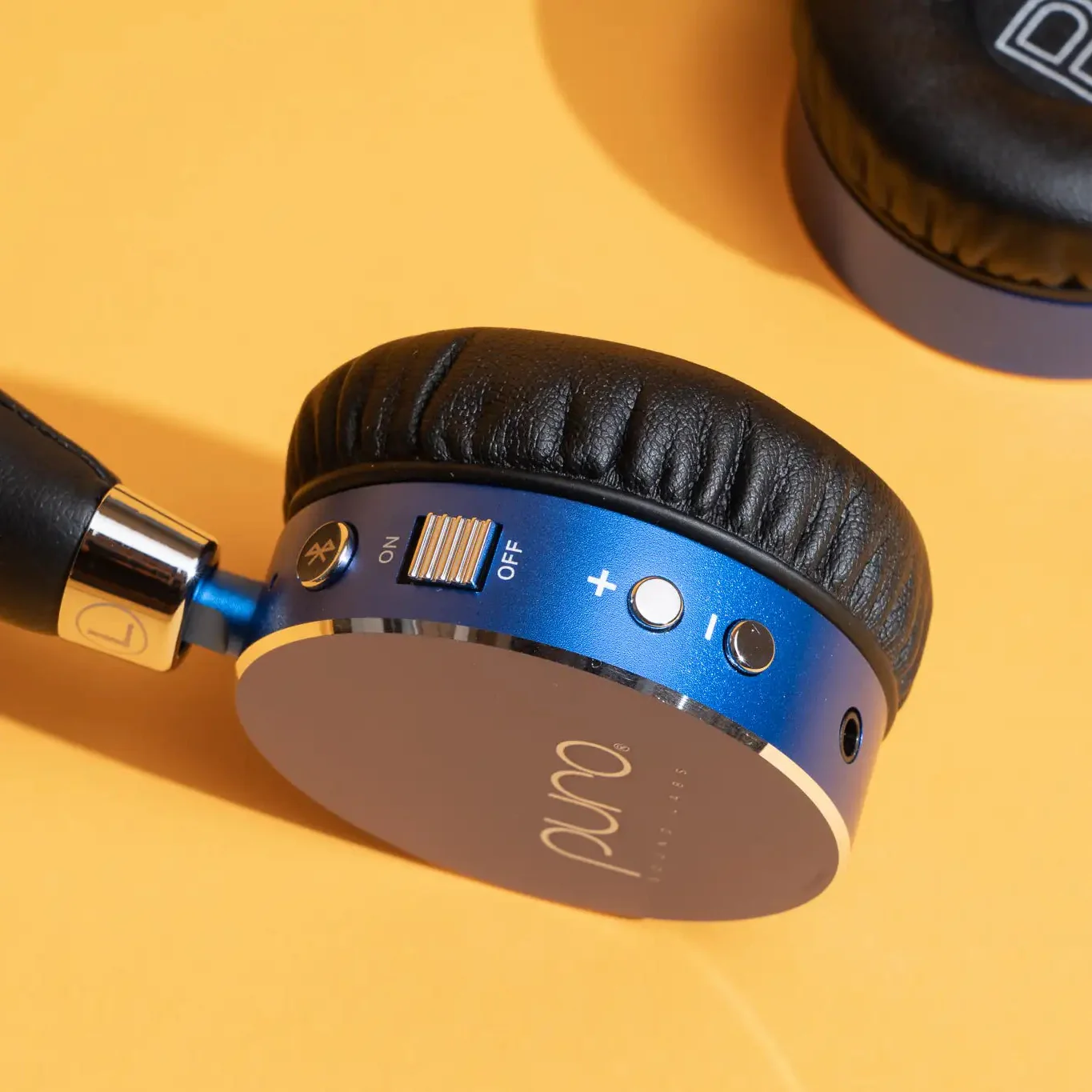 Puro Sound Labs BT2200-Plus Kids Headphones - Image 3